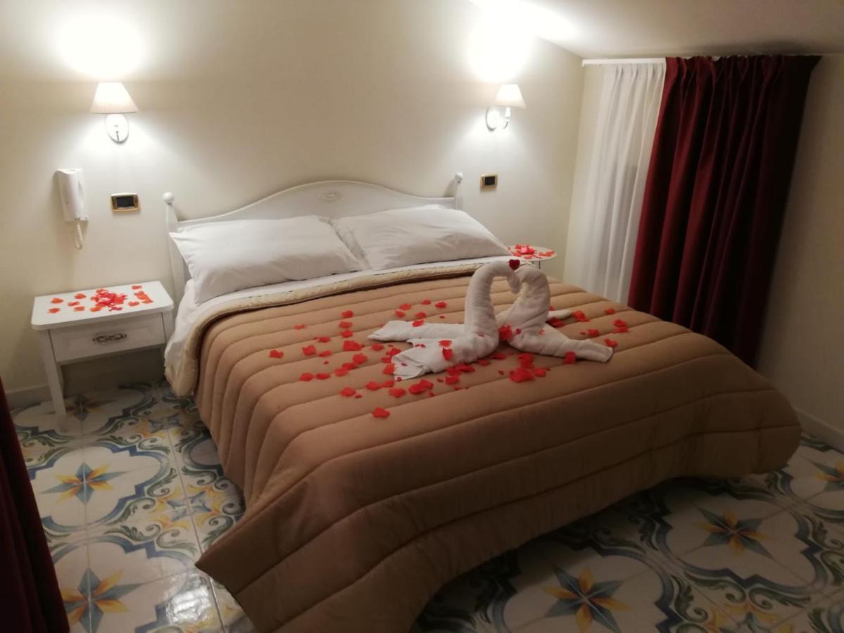 Il Sogno Srls Hotel Airola Exterior photo